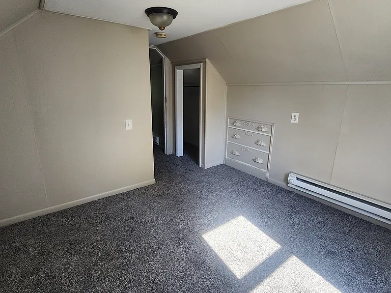 1016 Voorheis Rd — Photo 8