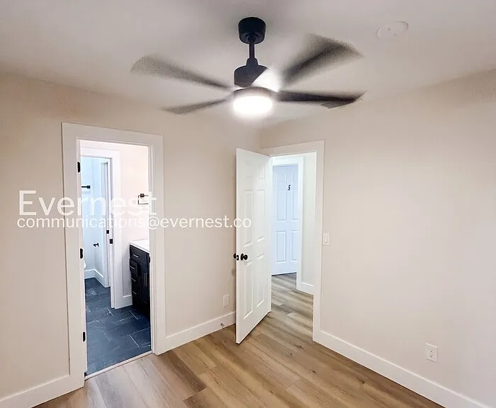 5908 S Manhattan Ave — Photo 18