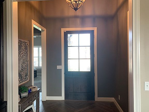 2nd image of 25 Living Way Ln