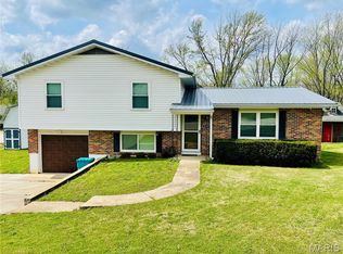 1255 Diane St, Saint Clair, MO