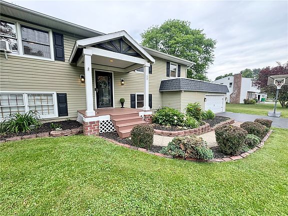4th image of 50 Pine Cir