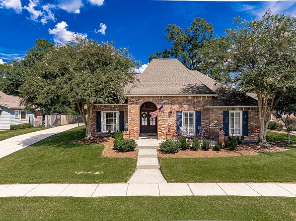 18605 Bellingrath Lakes Ave, Greenwell Springs, LA 70739