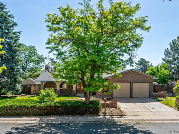 2066 S Newark Way, Aurora, CO 80014