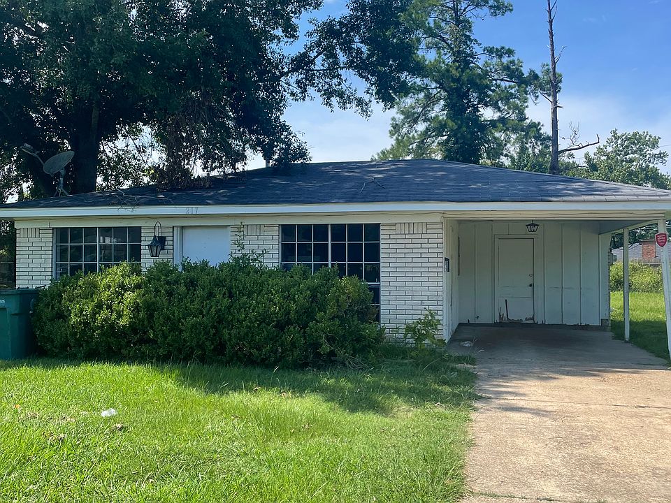1st image of 217 Stacy Dr