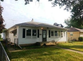 3031 Garfield Dr, Rockford, IL 61101