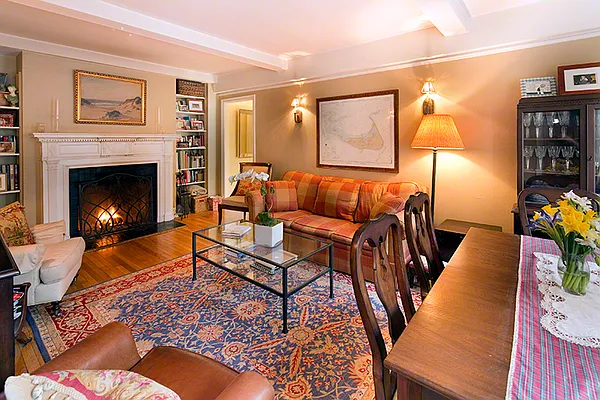 Sold by Helen Downey, LREB | media 15