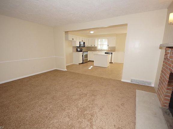 5th image of 1846 Edmar St