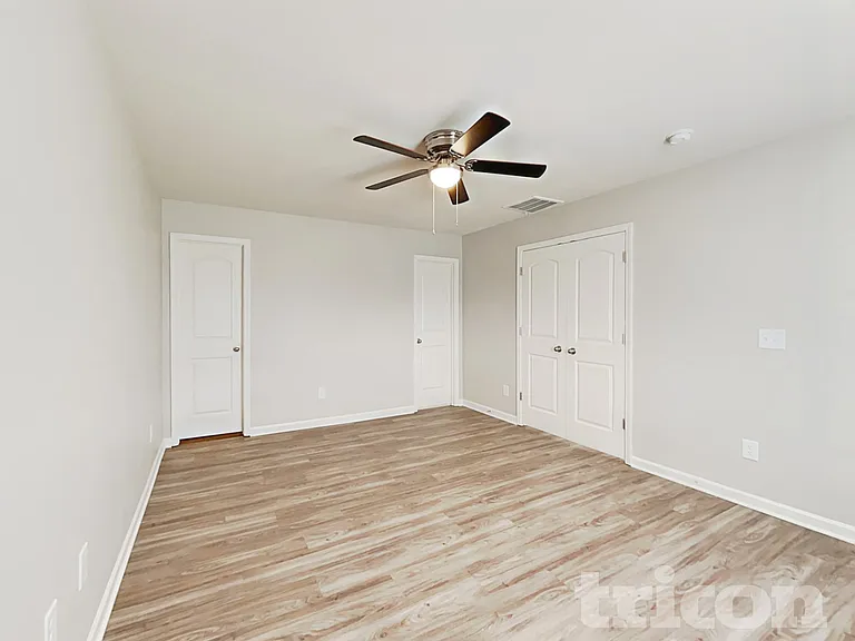 4114 Vershire Ave — Photo 8