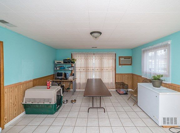 5th image of 17926 Wildwood Ave