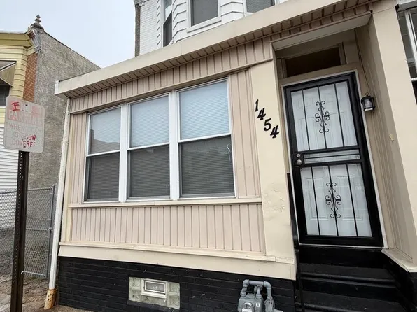 1454 Mount Ephraim Ave, Camden, NJ 08104