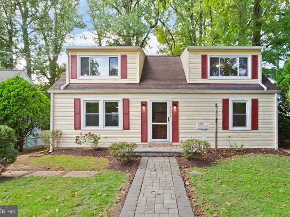 6909 Custis Pkwy, Falls Church, VA 22042