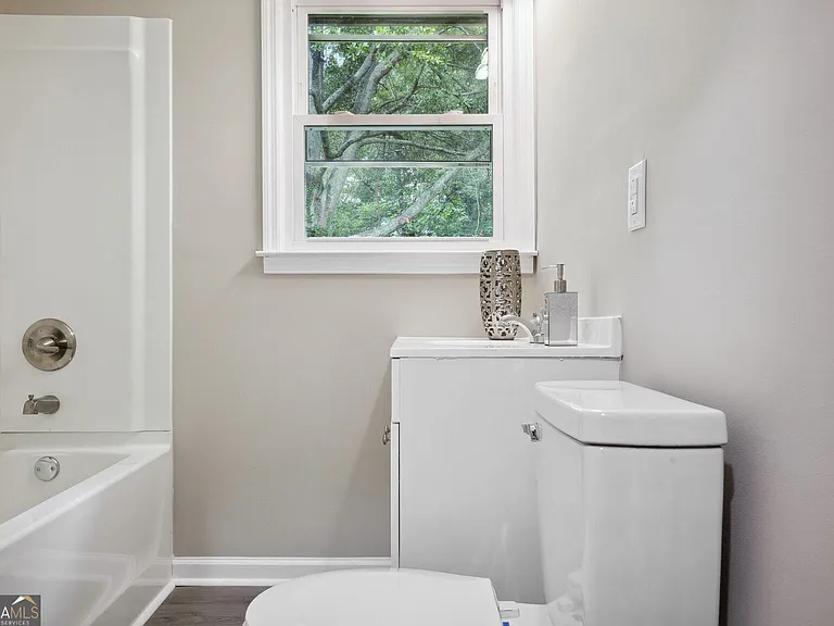 3583 Steinhauer Rd NE — Photo 8