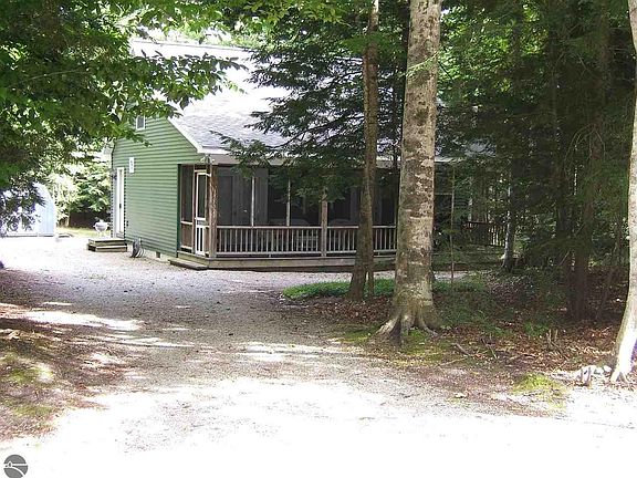 3rd image of 13392 N Knollwood Dr