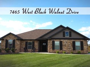 7465 W Black Walnut Dr, Columbia, MO 65202