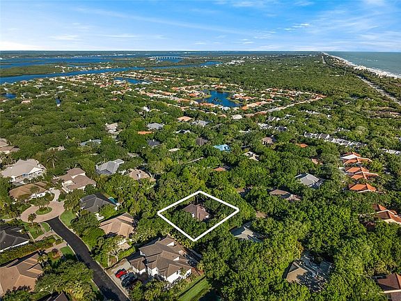 4th image of 321 Marbrisa Dr