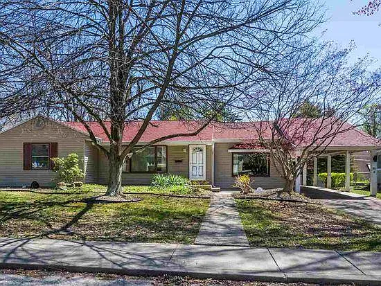 811 S Eastside Dr photo 1