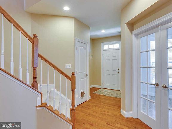 3rd image of 15874 Mackenzie Manor Dr