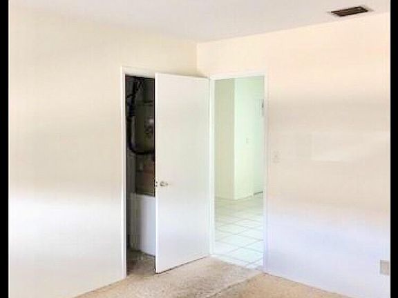 2nd image of 4511 NE 21st Ave APT 4
