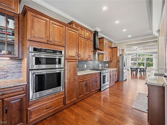 4th image of 577 Lyonswood Dr