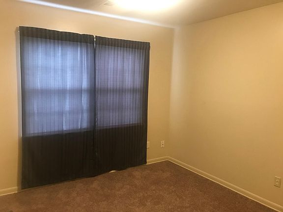 5th image of 1307 Avenue H
