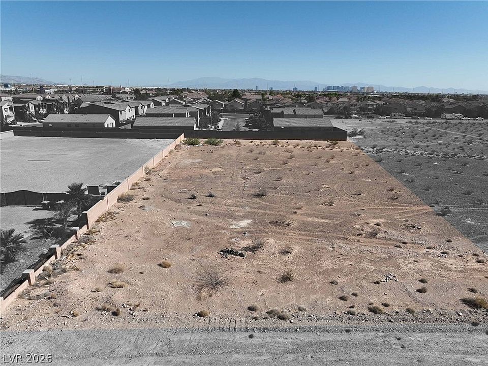 1st image of Raven Ave