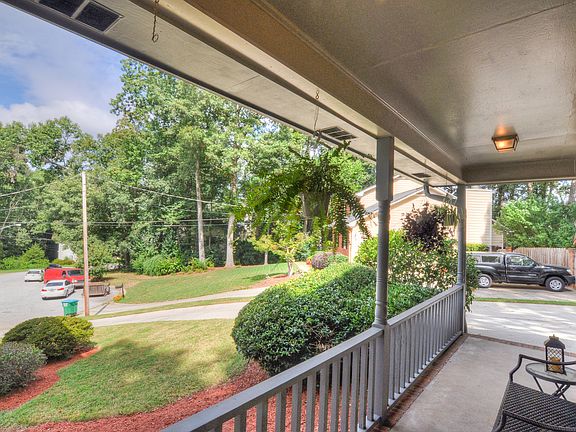 4th image of 3587 Kelin Ct