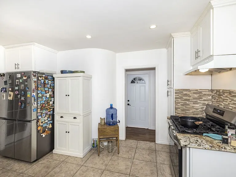 3440 Oak Knoll Blvd #2 — Photo 12