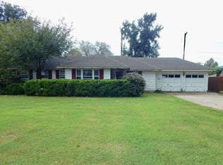 1810 W Beech Ave, Duncan, OK 73533