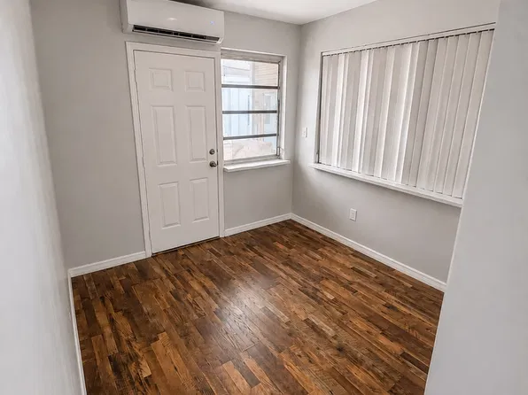31 Edmund Rd, Hollywood, FL 33023