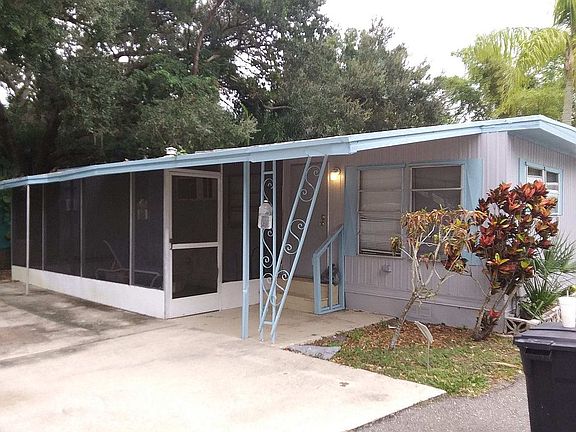 4th image of 42 W Oak St Lot F3