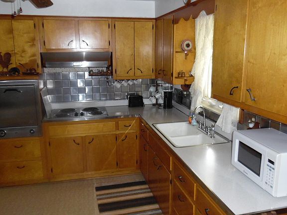 5th image of 1625 Highland Street Ext