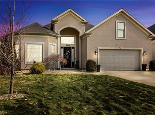 3014 Angels Pointe Dr, Sandusky, OH 44870