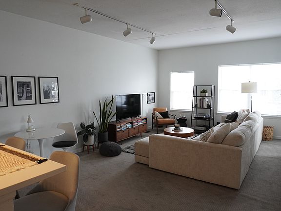 2nd image of 1780 N Washington St APT 205