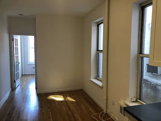 Rented by Waverly Realty Associates | media 9