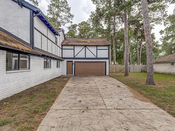 4th image of 6611 Falling Waters Dr