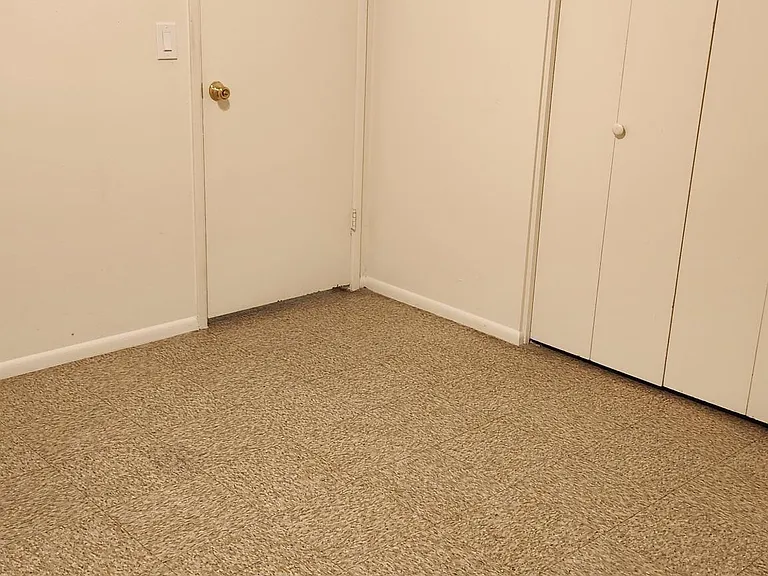 509 E Vogel Ave #3 — Photo 10