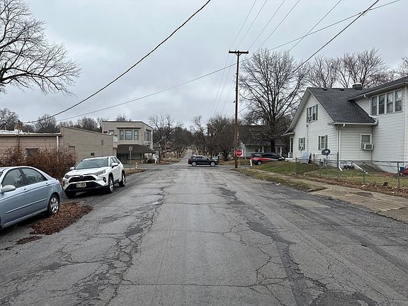 5th image of 114 Glenwood Dr