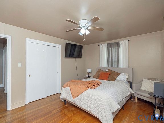 5th image of 21318 Robertson Ave