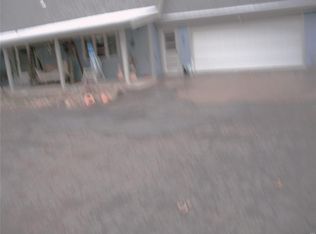 817 Kleekamp Ln, Washington, MO 63090