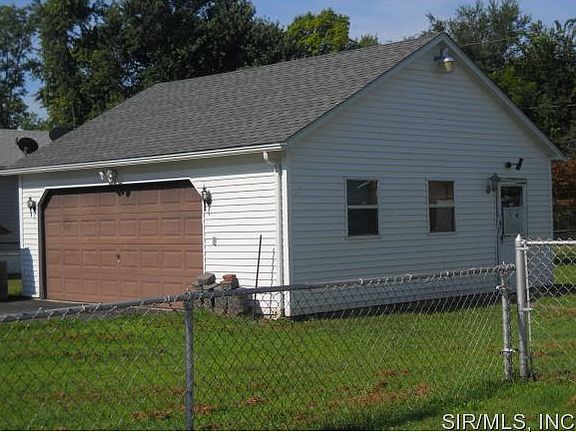 2nd image of 2227 Bryan Ave