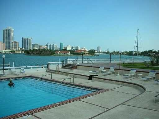 5th image of 900 Bay Dr APT 703