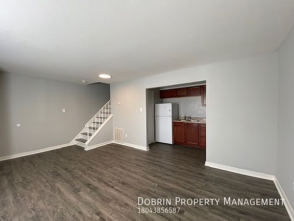 2nd image of 2908 Richmond Hwy #36