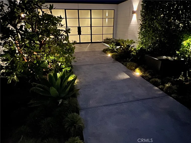 809 Emerald Bay — Photo 31
