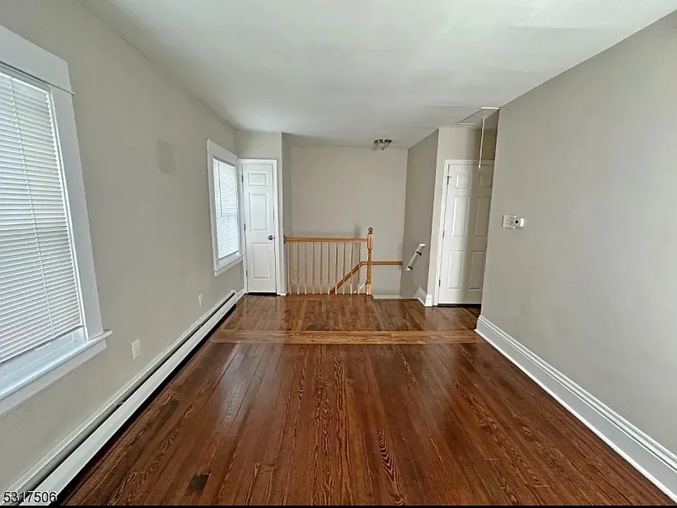 Entrance Upstairs