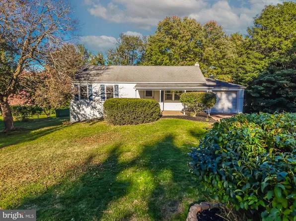 3243 W Sunset Ave, Eagleville, PA 19403