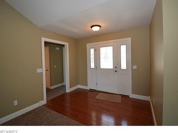 4th image of 300 Granger Dr