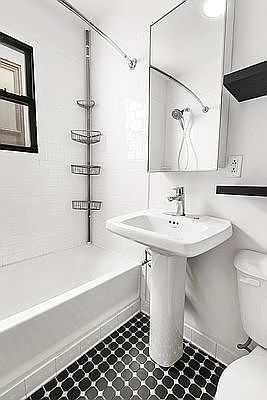 4th image of 859 Halsey St #3EE
