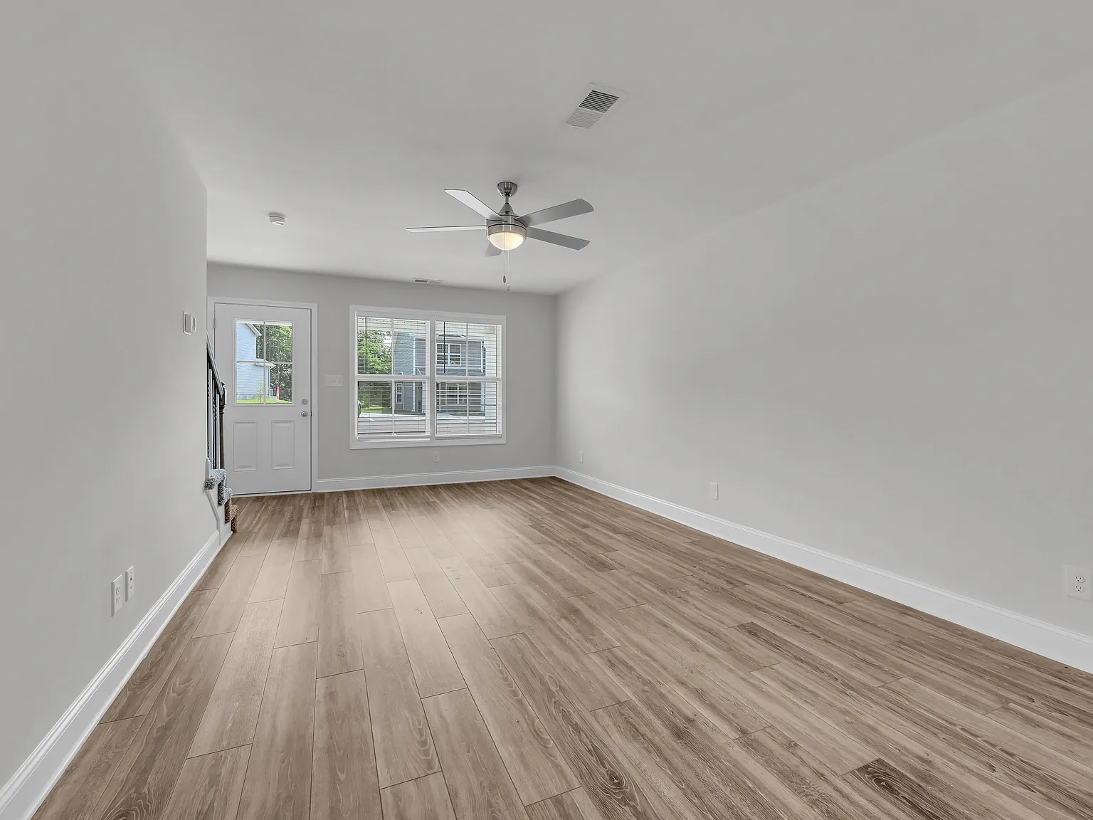 233 Limestone Point Drive - 1 — Photo 3