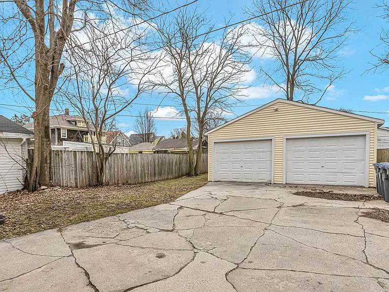 817 Bell Ave #UPSTAIRS — Photo 32