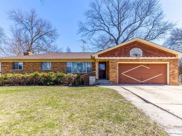 117 Audrey Ln, Mount Prospect, IL 60056